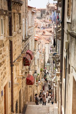 Dubrovnik duvarlı eski şehir güzel dik sokakları