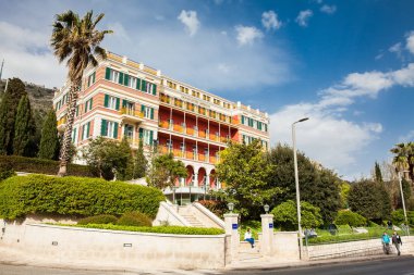 Hilton Grand Hotel Imperial Dubrovnik güzel bir bahar gününde