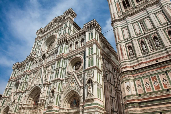 La catedral de Giotto Campanile y Florencia consagrada en 1436 — Foto de Stock