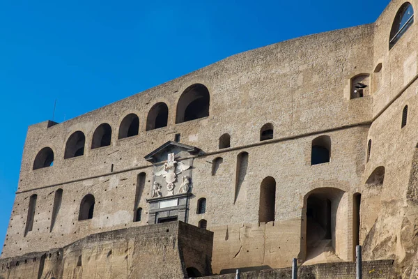 Murs extérieurs du Castel Sant Elmo à Naples — Photo