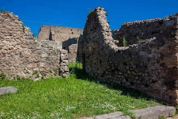 Ruinen der Häuser der antiken Stadt Pompeji — Stockfoto