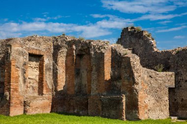 Pompeii antik kentinde evlerin kalıntıları