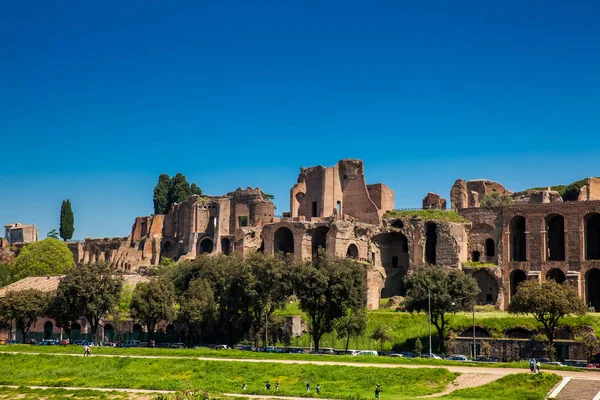 Tempel van Apollo Palatinus op de Palatijn van het oude Rome en het Circus Maximus — Stockfoto