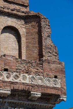 Roma'da 1065 yılında inşa edilen Casa dei Crescenzi adlı ortaçağ evinin detayı