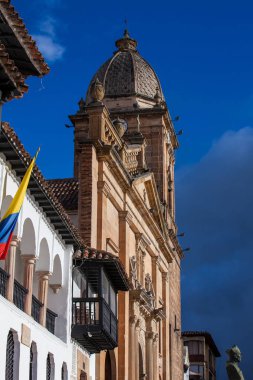 St James Havari Katedrali Bazilikası Kolombiya'nın en eski Roma Katolik katedrali 1598 tunja şehirde bulunan inşa