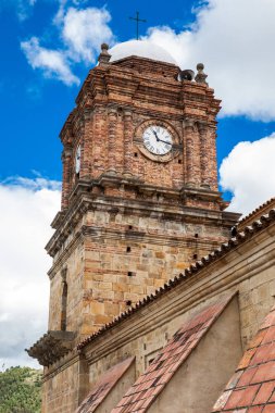 Mongui Our Lady tarihi Bazilikası 1694 ve 1760 yılları arasında Kolombiya'da Mongui güzel küçük kasabasında inşa