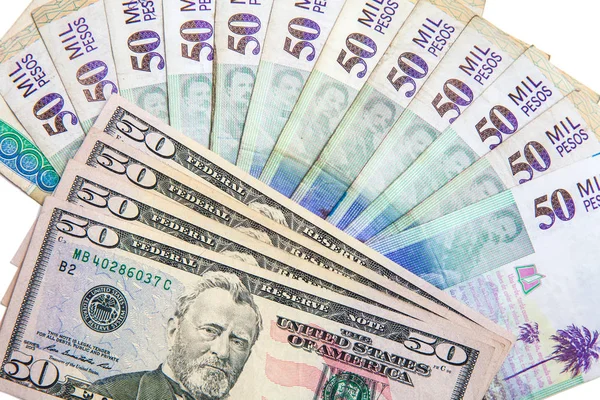 2019 yılında Amerikan doları ve Kolombiya pezosu arasındaki döviz kuru. 3000'den fazla peso her dolar