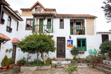 Duitama bulunan Pueblito Boyacense denilen turistik yerde evlerin güzel cepheleri