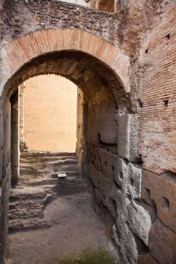 Roma'da ünlü Kolezyum Iç