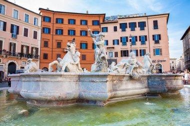 Neptün çeşmesi 1878 yılında Antonio della Bitta tarafından oluşturulan bir ahtapot mücadele Roma'da Piazza Navona bulunan