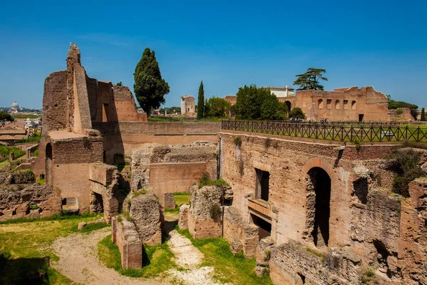 Ruïnes van het paleis van Septimius Severus of Domus Severiana op de Palatijn — Stockfoto