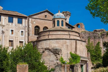 Roma Forumu'nda Antik Romulus Tapınağı