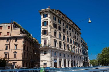 Roma şehir merkezindeki antik binaların güzel mimarisi