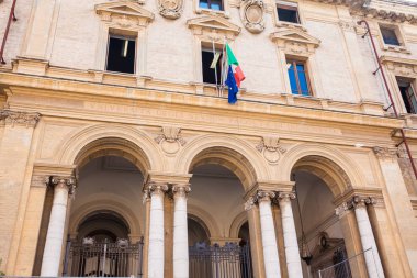 Roma La Sapienza Üniversitesi Cephesi