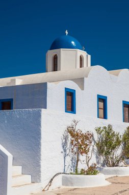 Profitis Ilias kilisesi Santorini Adası Fira ve Oia arasında yürüyüş yolu No 9 yanında bulunan