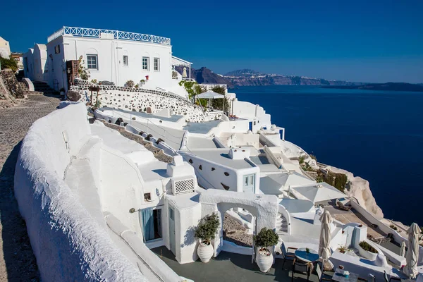 Typowe aleje pięknych miast Santorini Island — Zdjęcie stockowe