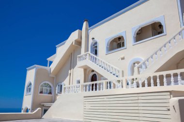 Santorini Adası'ndaki şehirlerin güzel mimarisi