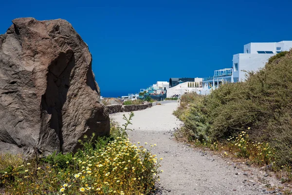 Sendero número 9 entre las ciudades de Fira y Oia en la isla de Santorini — Foto de Stock