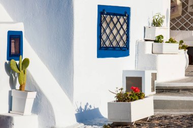 Santorini Adası'ndaki şehirlerin güzel mimarisi