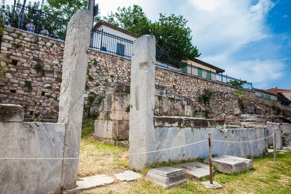 Antike ruinen an der römischen agora nördlich der akropolis in athens — Stockfoto