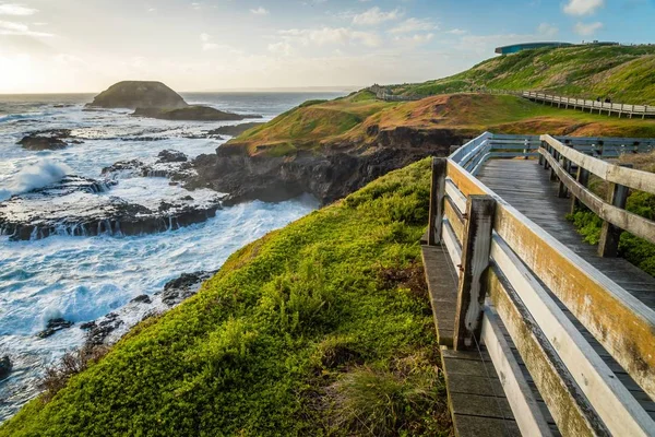 Avustralya yaz aylarında gün batımında Nobbies