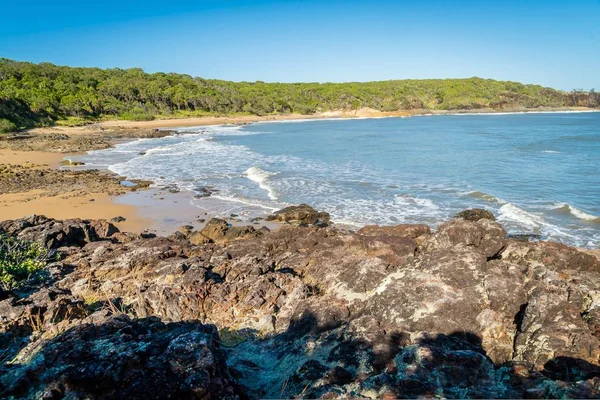 Workman Playa Agnes Agua Verano Australia — Foto de Stock