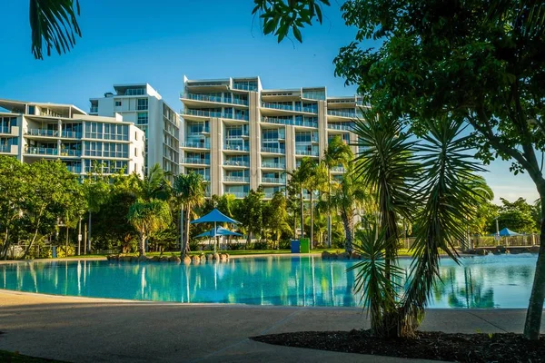 Mackay, Queensland, Avustralya, Bluewater gölünde yaz