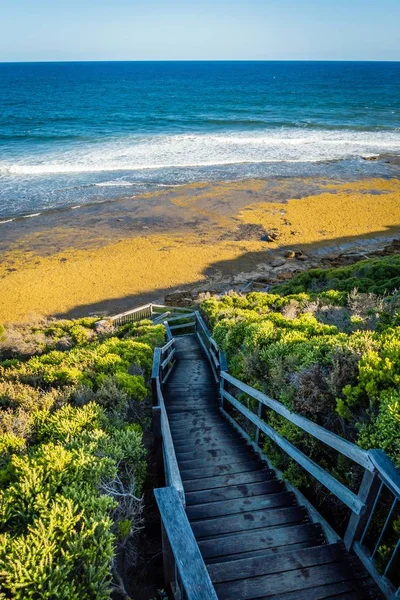 Dřevěné Schody Vedoucí Oceánu Bells Beach Great Ocean Road — Stock fotografie