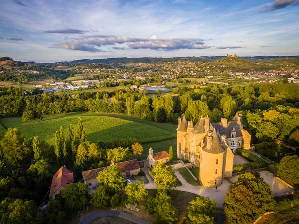 Castillo de Montal en el valle de Dordogne en Francia — Foto de Stock