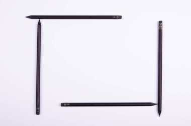 siyah kalem, kare çerçeve