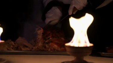 Garson et keser. Bir yangın bir kameradan yakalama