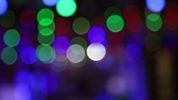 Sfondo cerchi colorati alternano cambiare colore. Verde, rosso e viola Colore, sfocato, bokeh luci di sfondo . — Video Stock