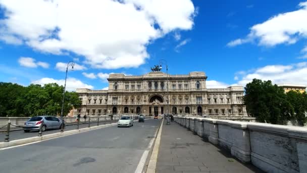 ROMA. ITALIA. 21 de mayo de 2019 Corte Suprema di Cassazione. Vista de la Corte Suprema de Italia desde el río Tíber . — Vídeos de Stock