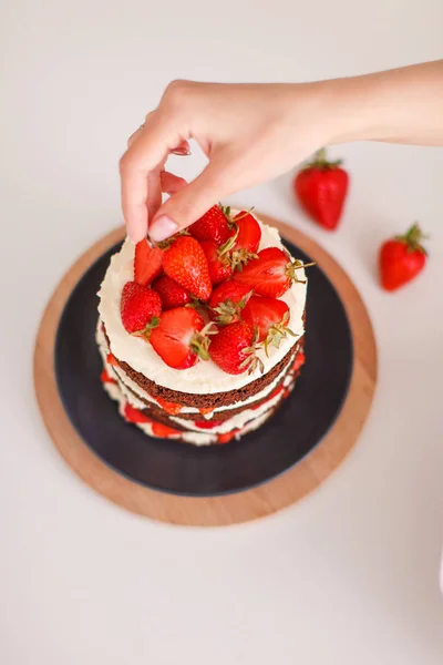 Gâteau Aux Fraises Avec Croûte Crème — Photo