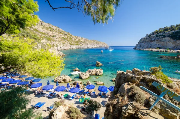 Zobrazit Anthony Quinn Bay Ladiko Ostrově Rhodos Řecko — Stock fotografie