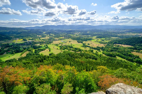 Piękny Widok Dolinę Jeleniogorska Pod Karkonosze Polska — Zdjęcie stockowe