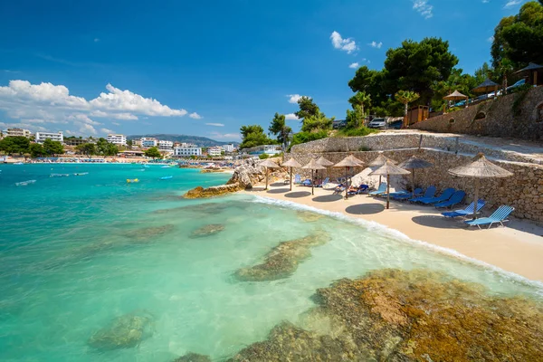 Arnavutluk'ta Ksamil cennet plaj