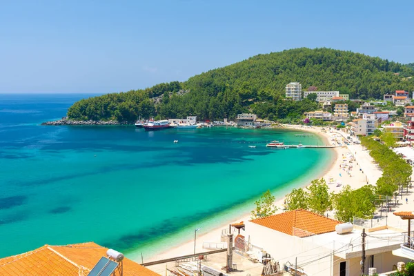 Himare 'deki gök mavisi körfezi Arnavutluk' un başkenti Arnavutluk 'ta