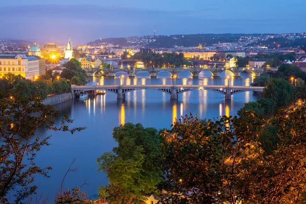 Vista Los Puentes Sobre Río Moldava Centro Histórico Praga Durante — Foto de Stock