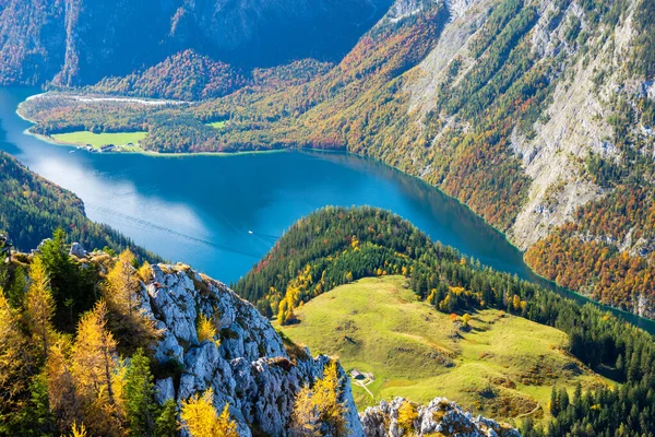 Widok Jezioro Knigssee Alpach Bawarskich Berchtesgaden Niemczech Jesienią — Zdjęcie stockowe