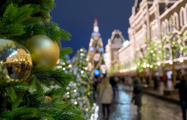 Moskova Kızıl Meydan Noel ve yeni yıl tatilleri için dekore edilmiştir.