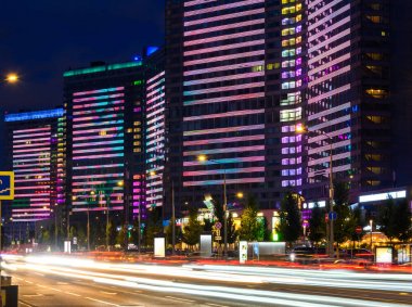 Moskova'da Yeni Arbat sokak, Gece Rusya, popüler dönüm noktası.