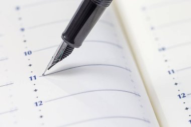 Kalem, takvim sayfa. writte planlayıcısı üzerinde bir şey için hazır