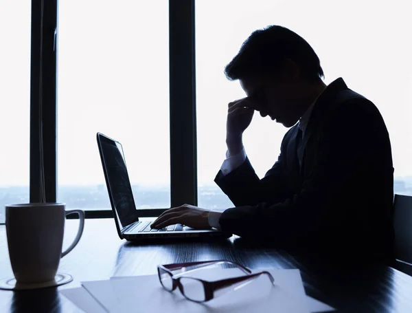 Homme Affaires Stressé Dans Bureau — Photo