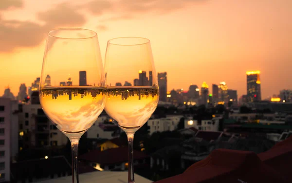 Wine Glasses City — Stock Photo, Image