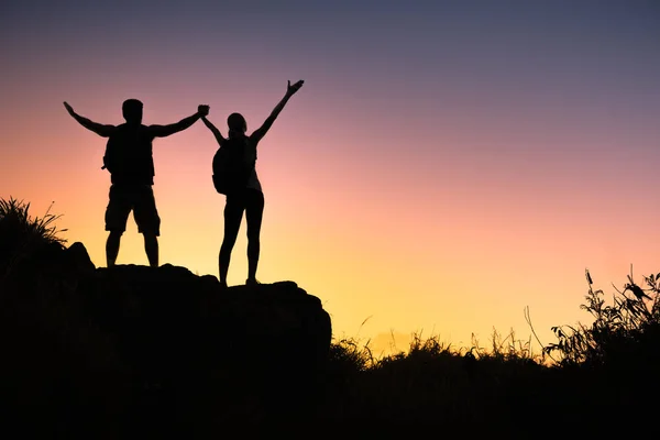 Male Female Hikers Celebrating Climb Top Mountain People Adventure Victory — Stock Photo, Image
