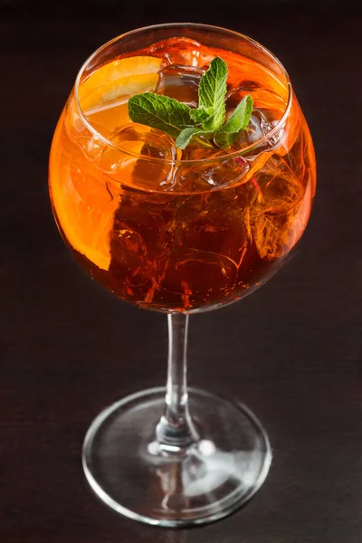 Alcohol Cocktail Mint Orange Glass — Stock Photo, Image