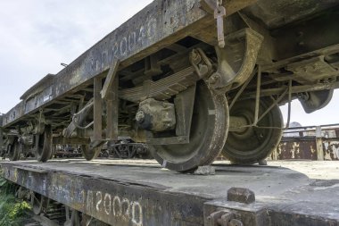 Lopburi, THAILAND - 6 Haziran 2019: Kayıp yerler / Terk edilmiş, paslı