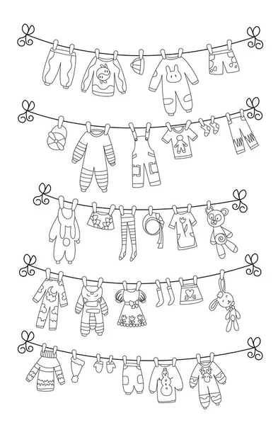 Halat izole boyama vektör illüstrasyon bebek giysileri çeşitli öğeleri. Plastik mandal kurutma tarafından tutulan çamaşırlar.