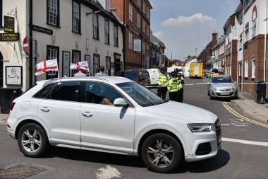 Salisbury, İngiltere - 6 Temmuz 2018: Polis cordon şehir merkezi sokak suç sonra